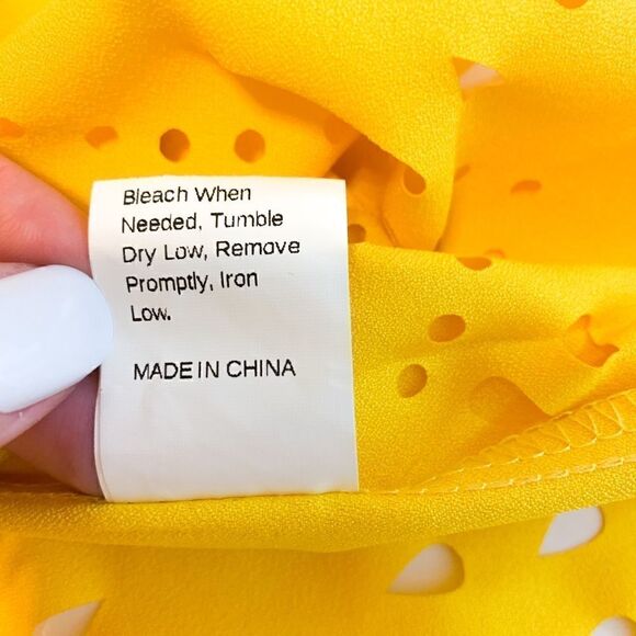 🍋 SHEIN • Laser Cut Yellow Sheath Dress - Picture 9 of 11